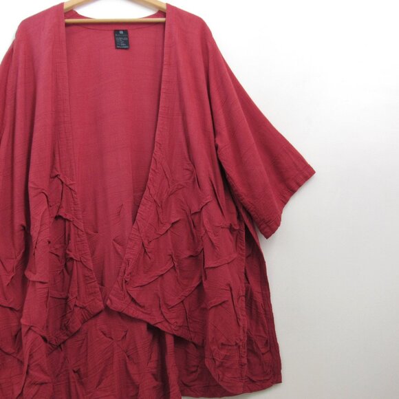 Kaliyana Linen Origami Pleat Short Kimono Jacket - Picture 2 of 4